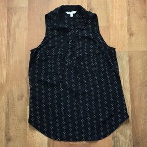 Candie’s diamond print blouse